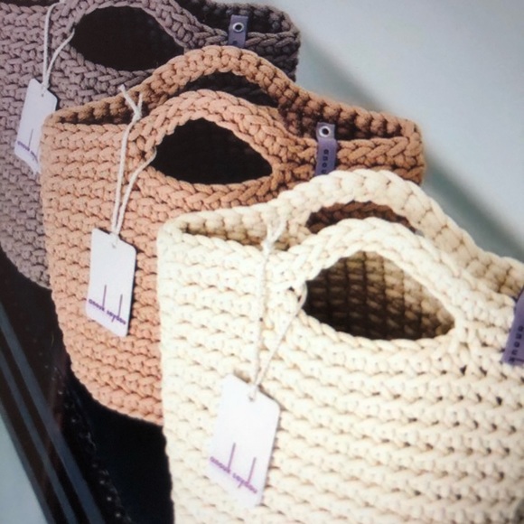 Scandinavian Style Crochet Tote Handbag - Picture 9 of 11